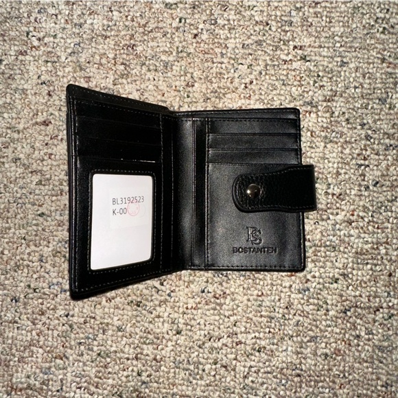 Assorted Black Wallets - Picture 10 of 13